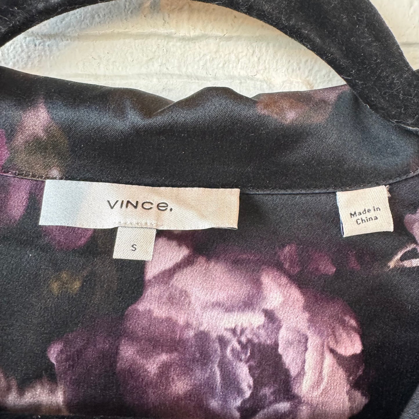 Top Long Sleeve By Vince In Black & Purple, Size: S