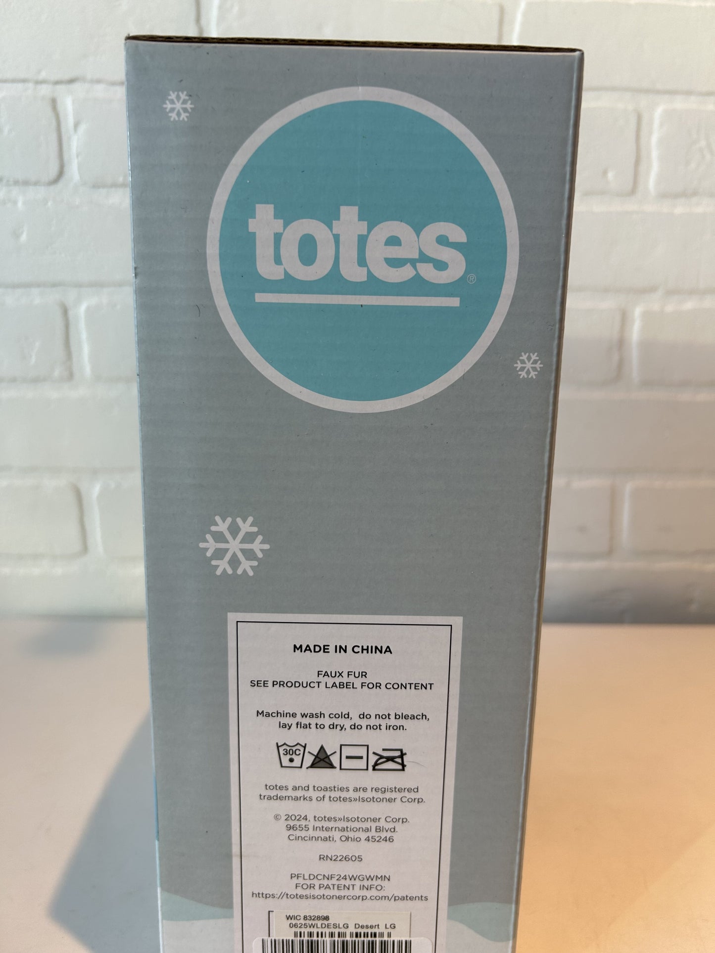 Slippers By Totes