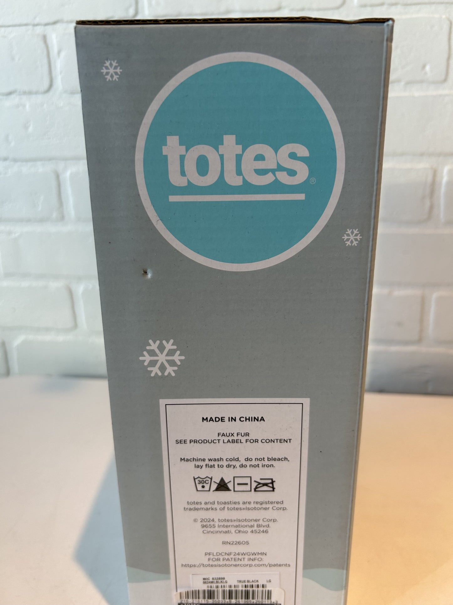 Slippers By Totes