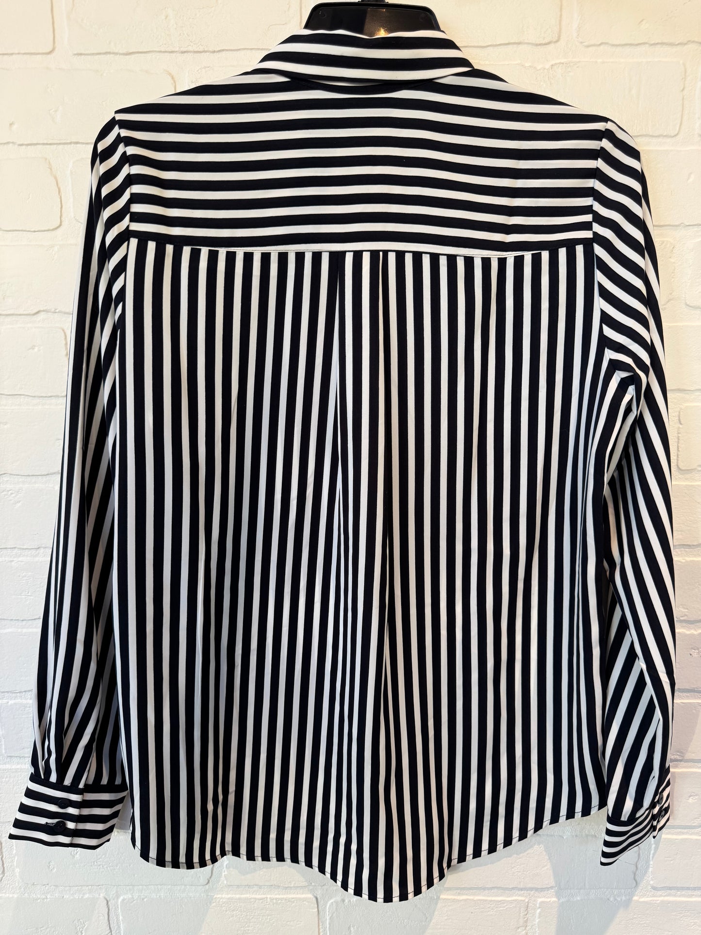 Top Long Sleeve By H&m In Black & White, Size: Xs