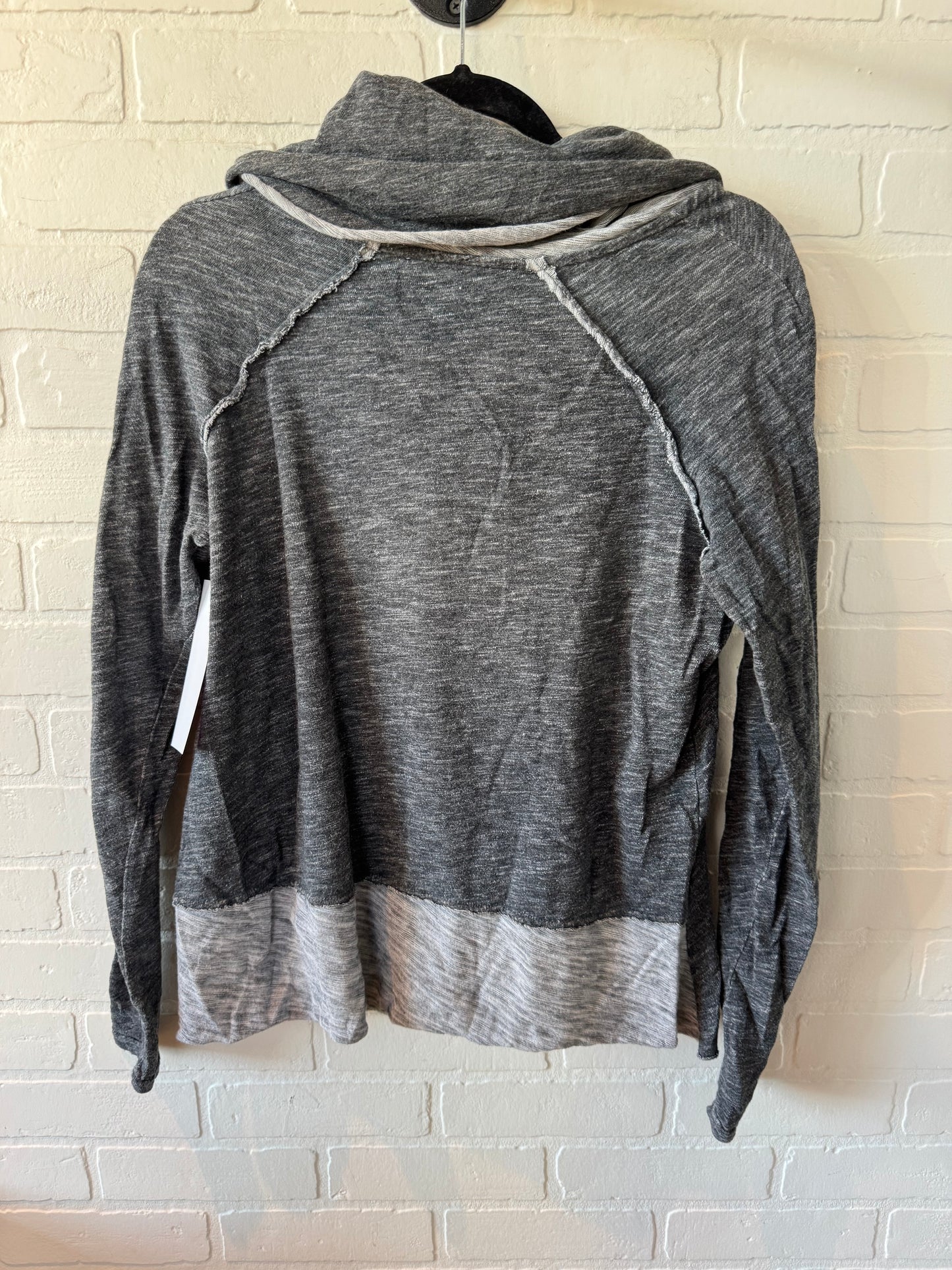 Top Long Sleeve By Free People In Grey, Size: S