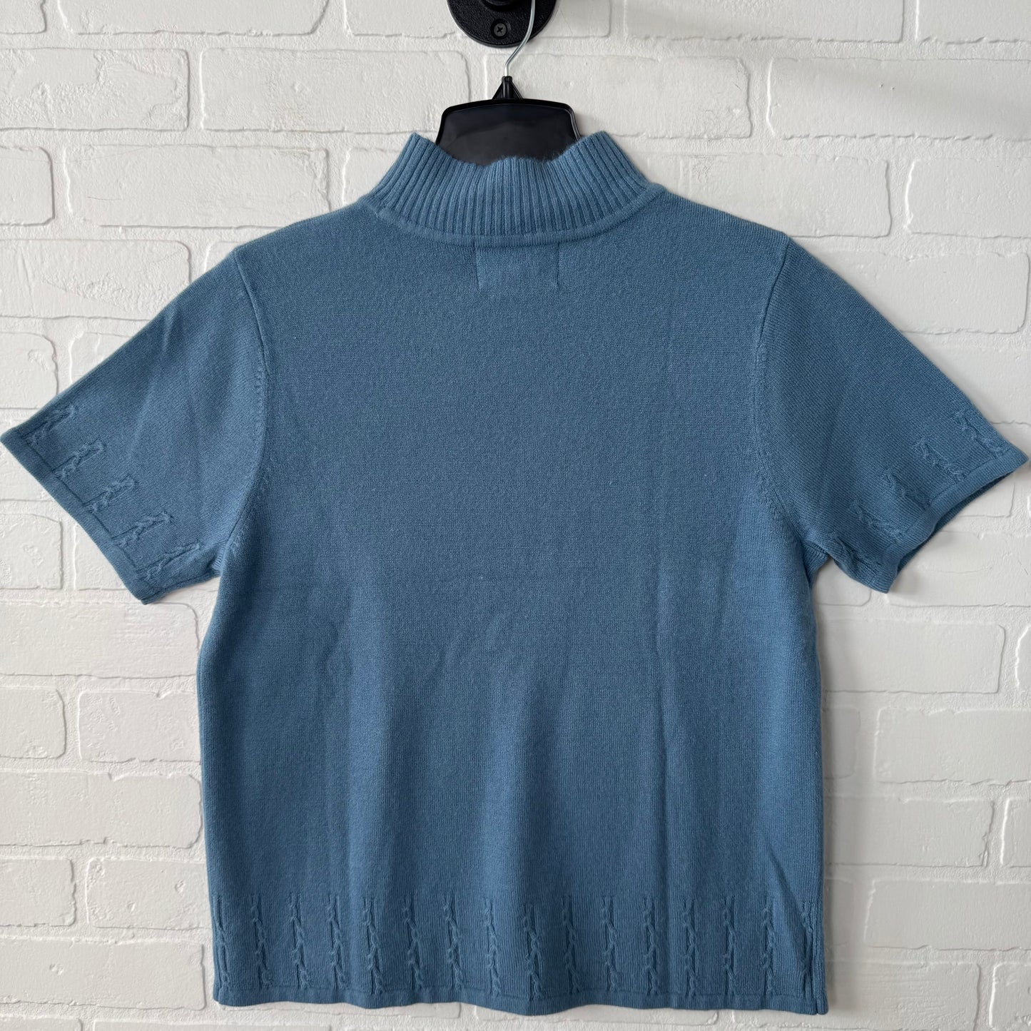 Sweater Short Sleeve By Sag Harbor In Blue, Size: Lp