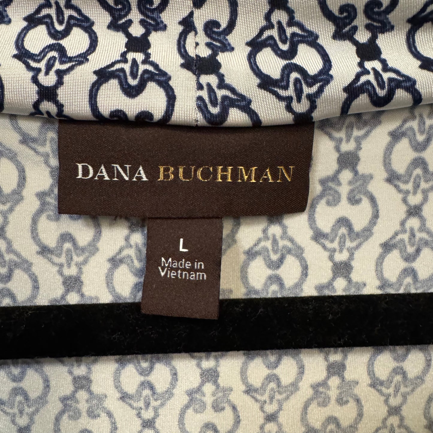 Top Sleeveless By Dana Buchman In Blue & White, Size: L