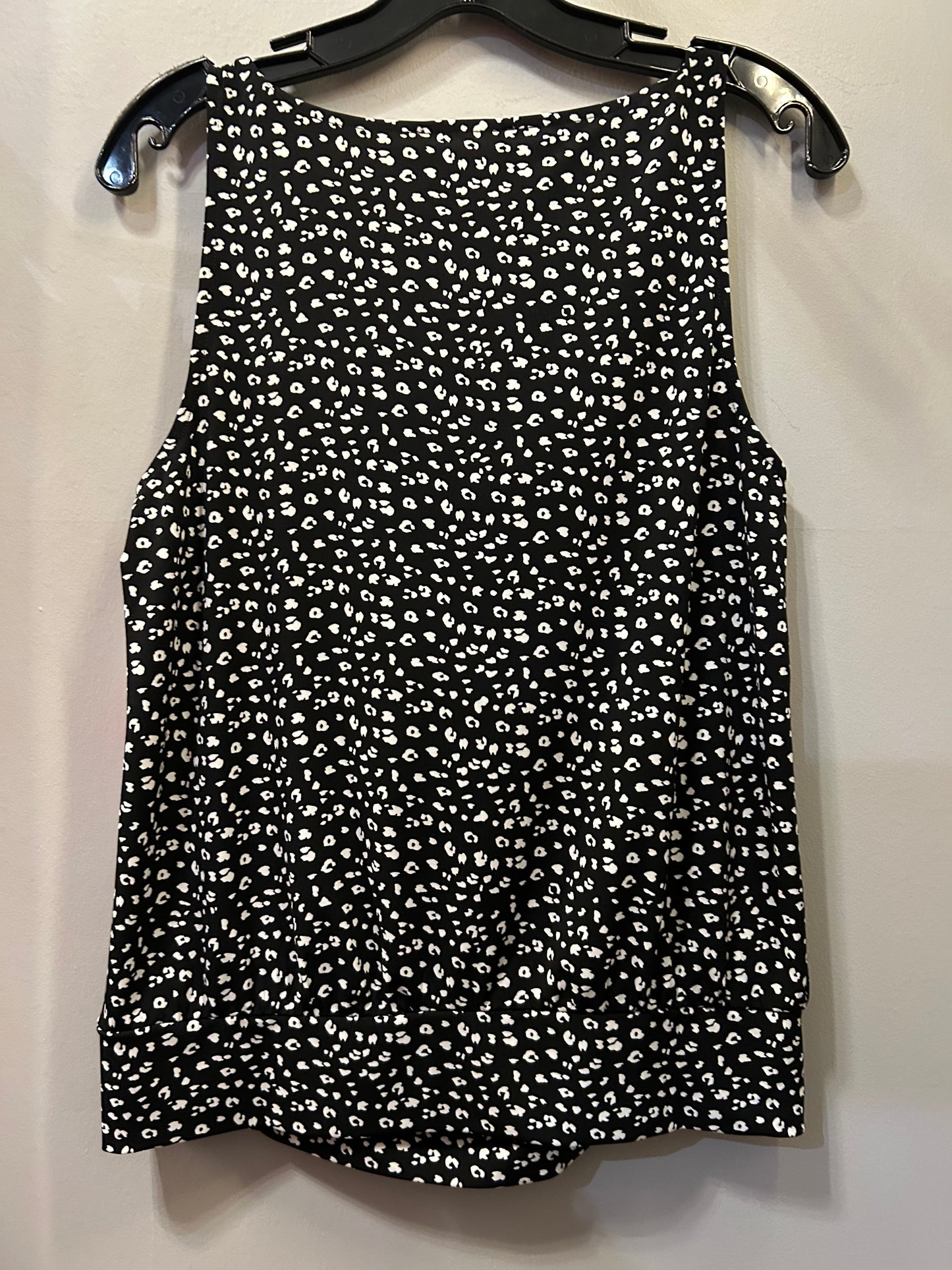 Top Sleeveless By White House Black Market In Black & White, Size: M