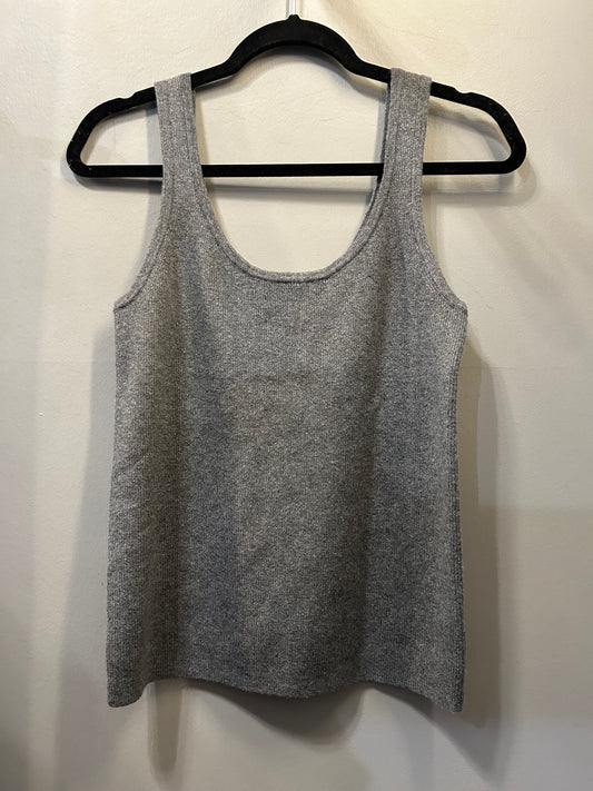 Top Sleeveless By A New Day In Grey, Size: L