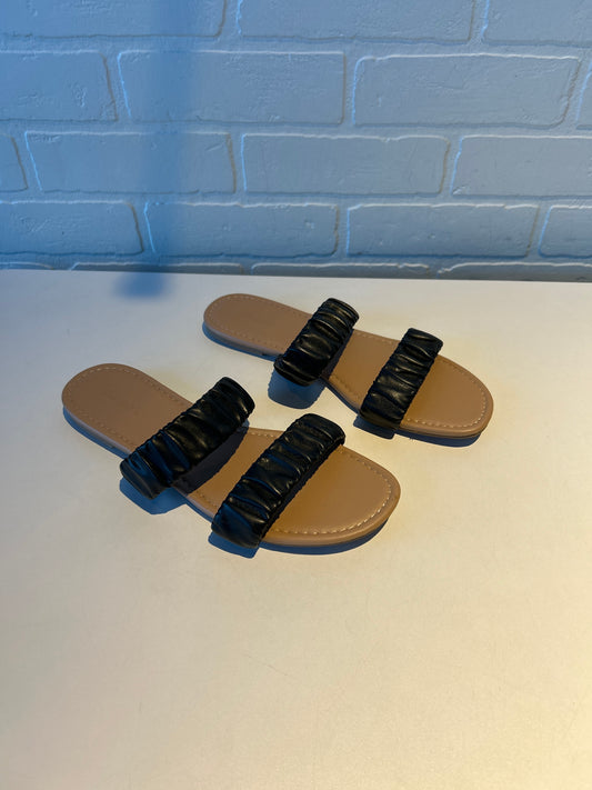 Sandals Flats By Old Navy In Black & Brown, Size: 9