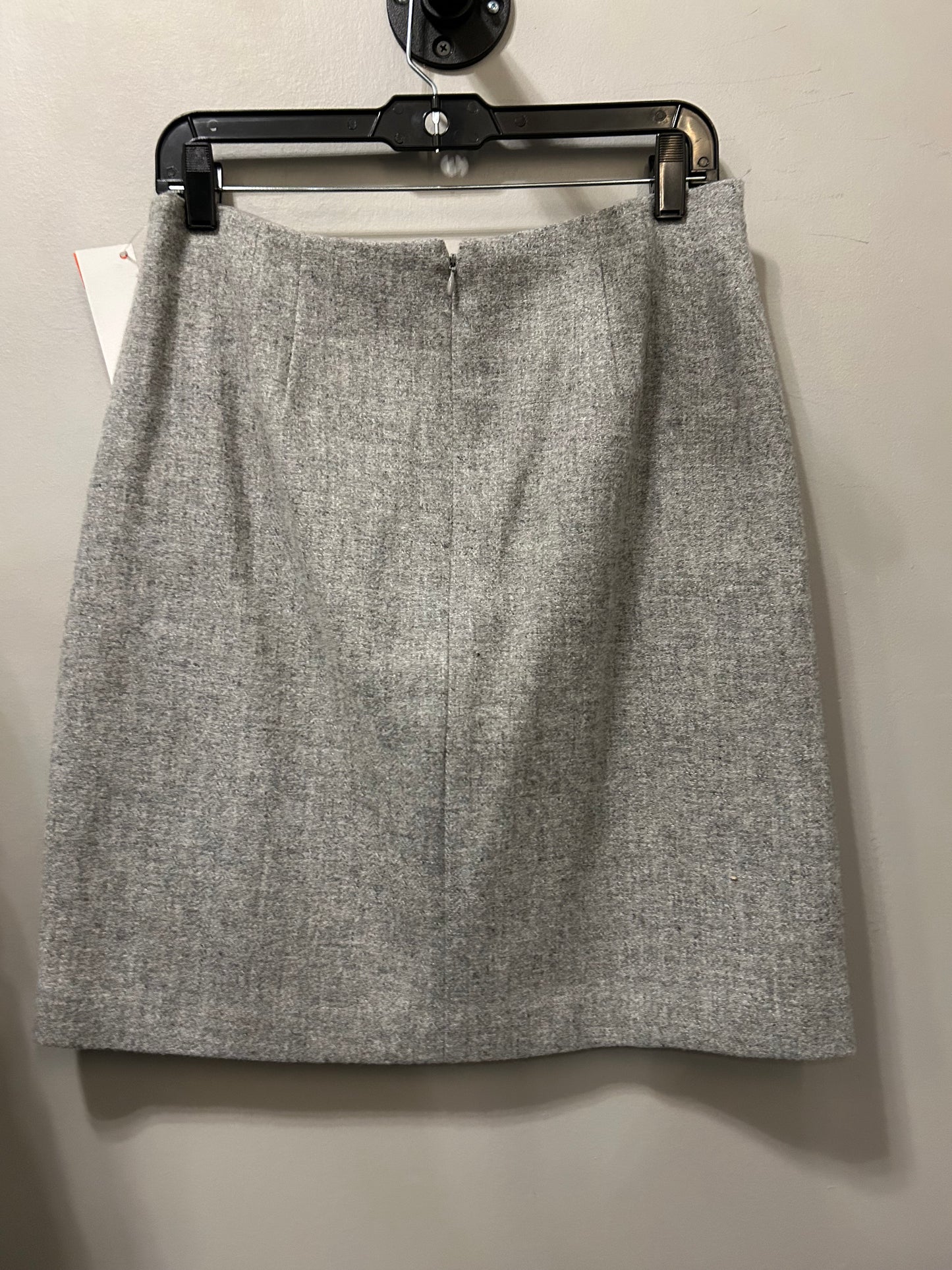 Skirt Mini & Short By Talbots In Grey, Size: 6