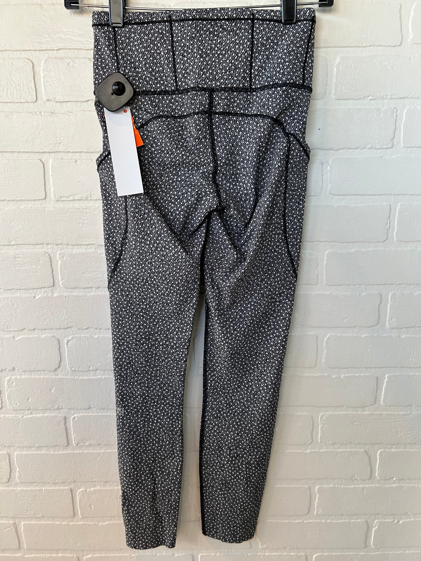 Athletic Leggings By Lululemon In Black, Size: 4