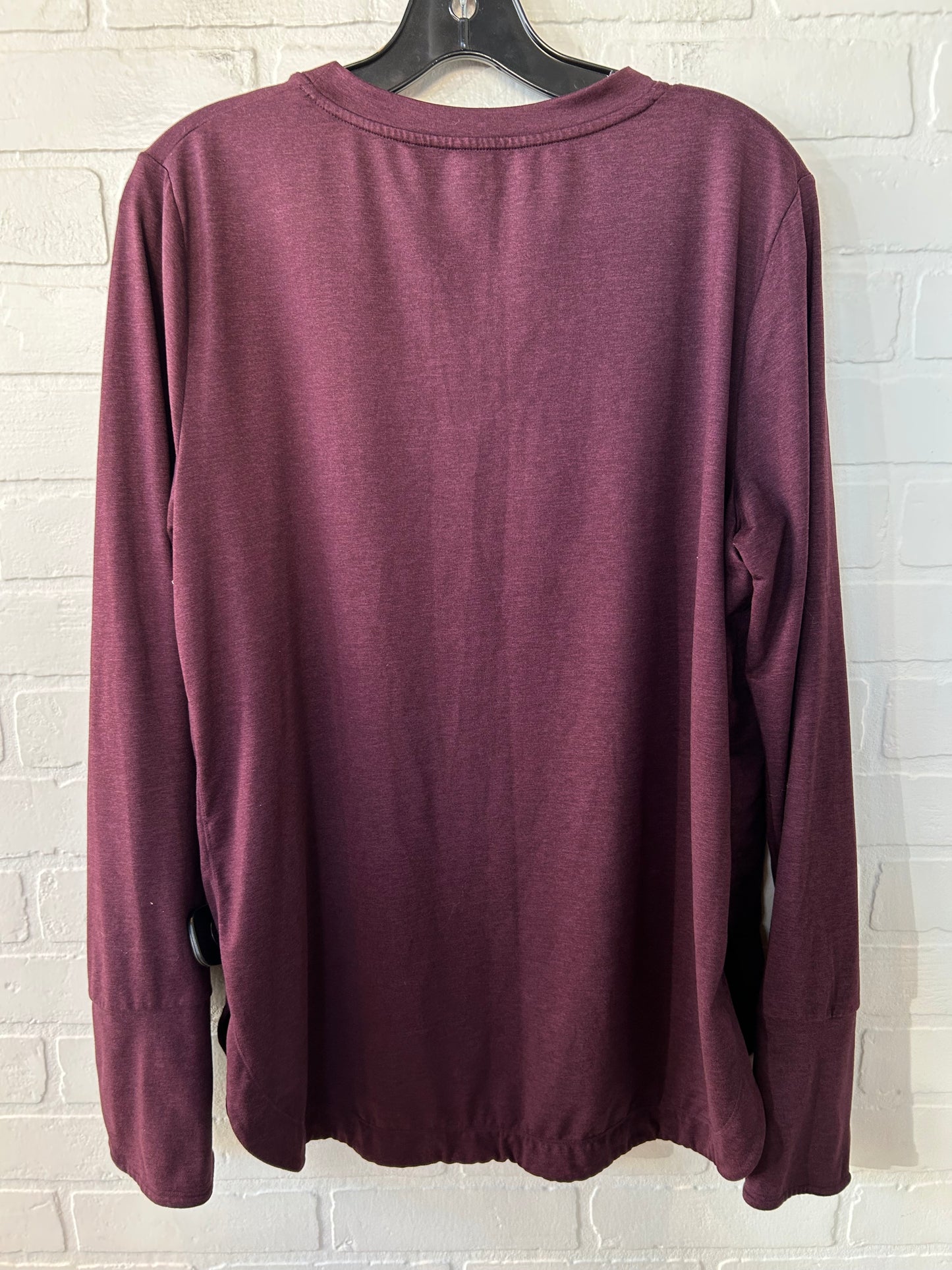 Athletic Top Long Sleeve Crewneck By Athleta In Red, Size: Xl