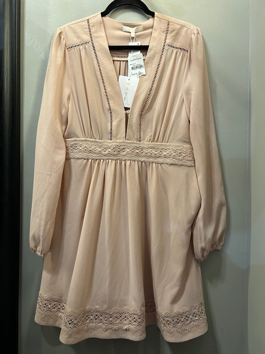 Dress Casual Short By Wayf  Size: L