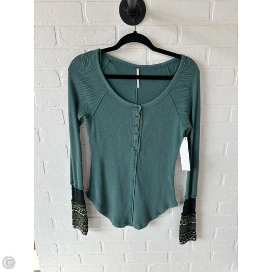 Top Long Sleeve By Free People In Green, Size: S