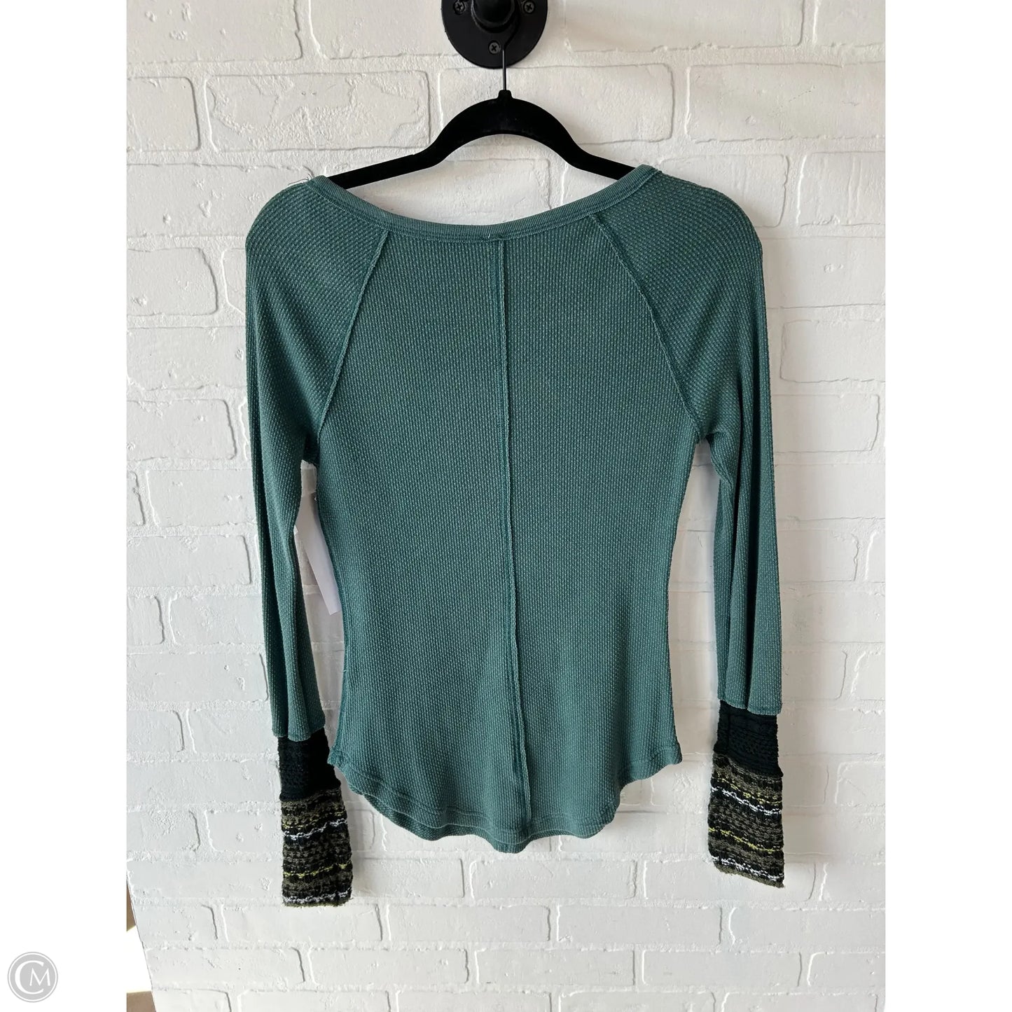 Top Long Sleeve By Free People In Green, Size: S