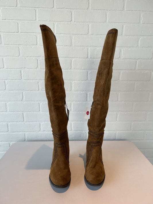 Boots Over-the-knee Heels By Clothes Mentor  Size: 8