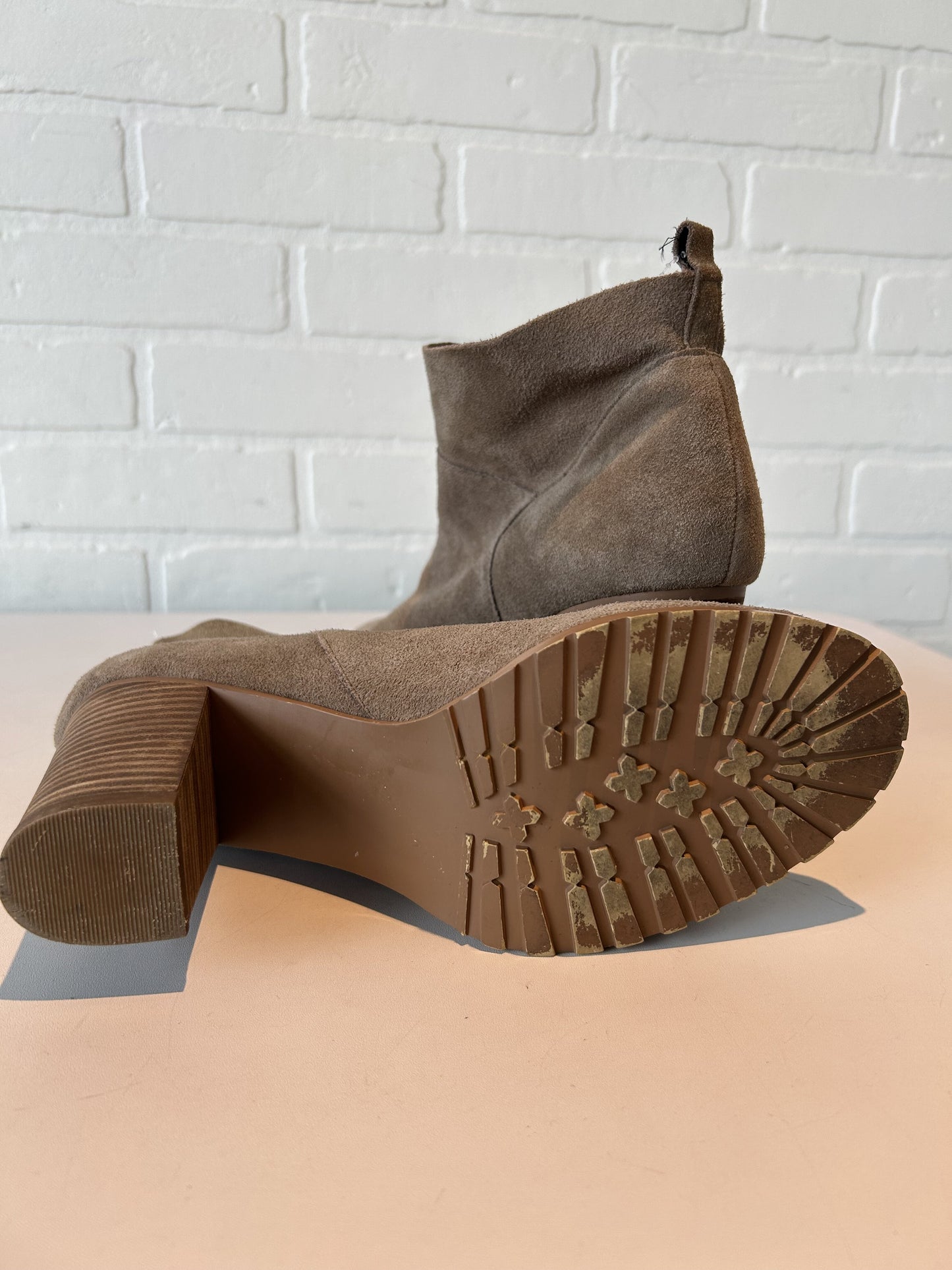Boots Ankle Heels By Crown Vintage  Size: 8.5