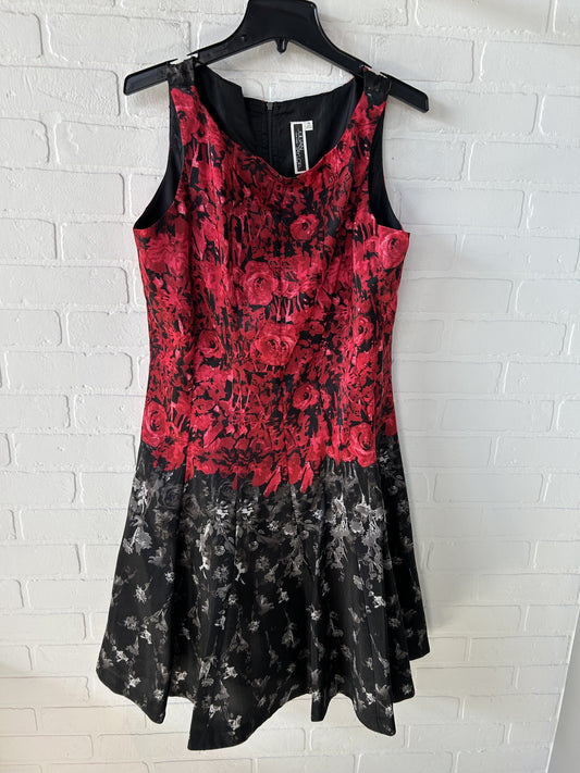 Dress Party Short By Julian Taylor  Size: Xl