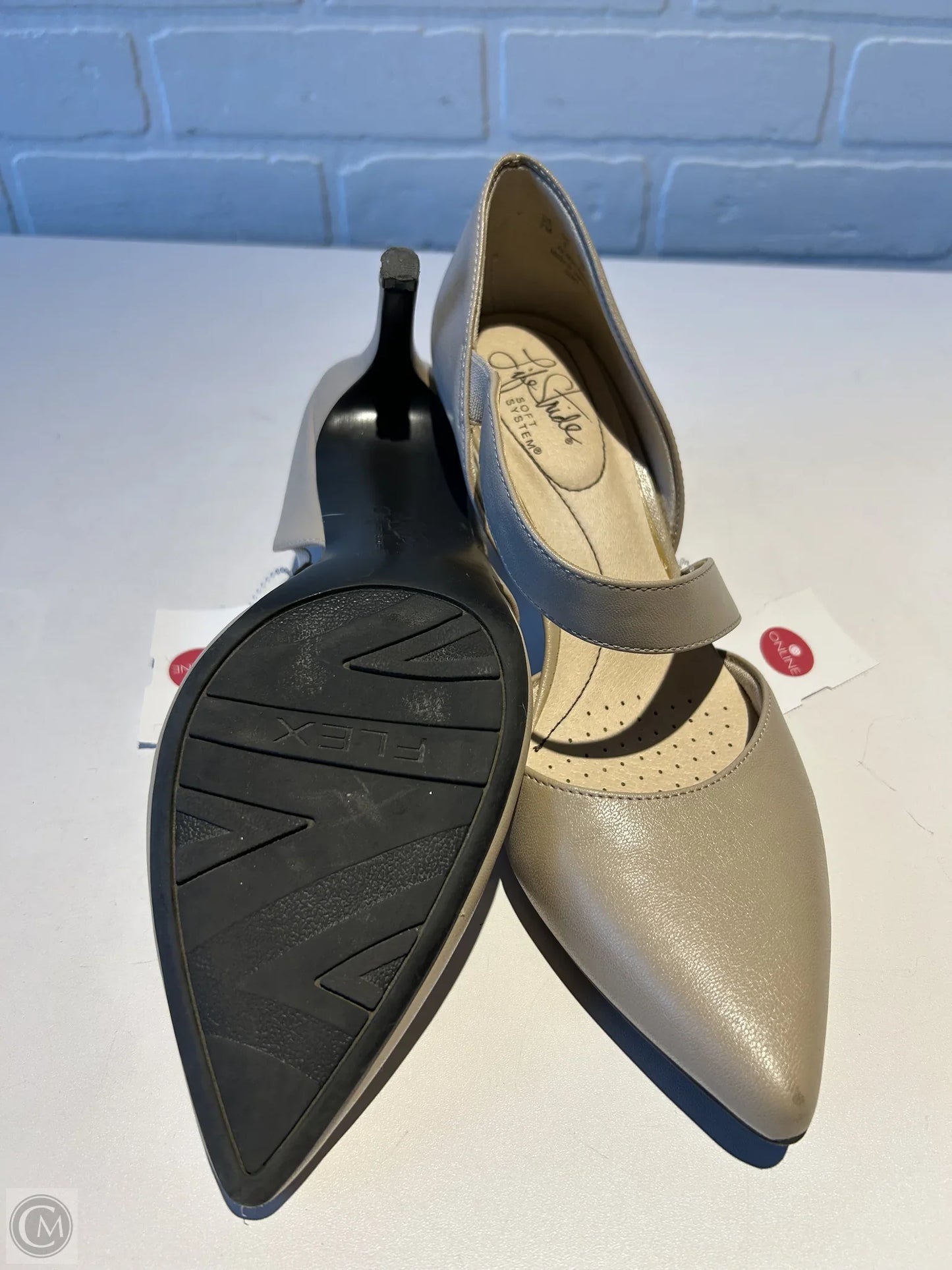 Shoes Heels Kitten By Life Stride In Tan, Size: 7