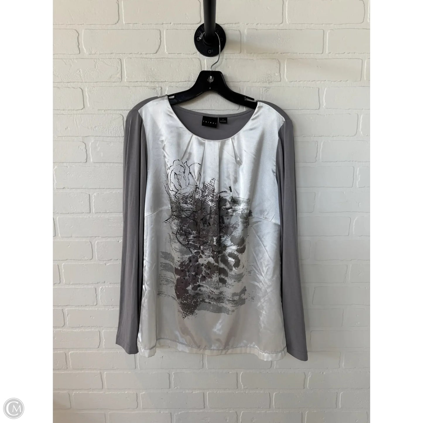 Top Long Sleeve By Tribal In Grey, Size: L