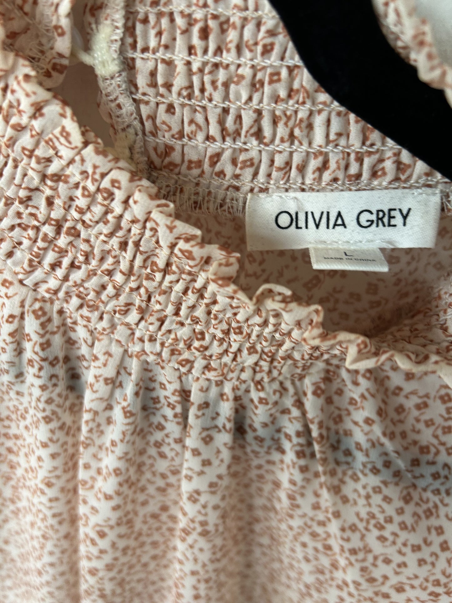 Top Short Sleeve By OLIVIA GREY Size: L