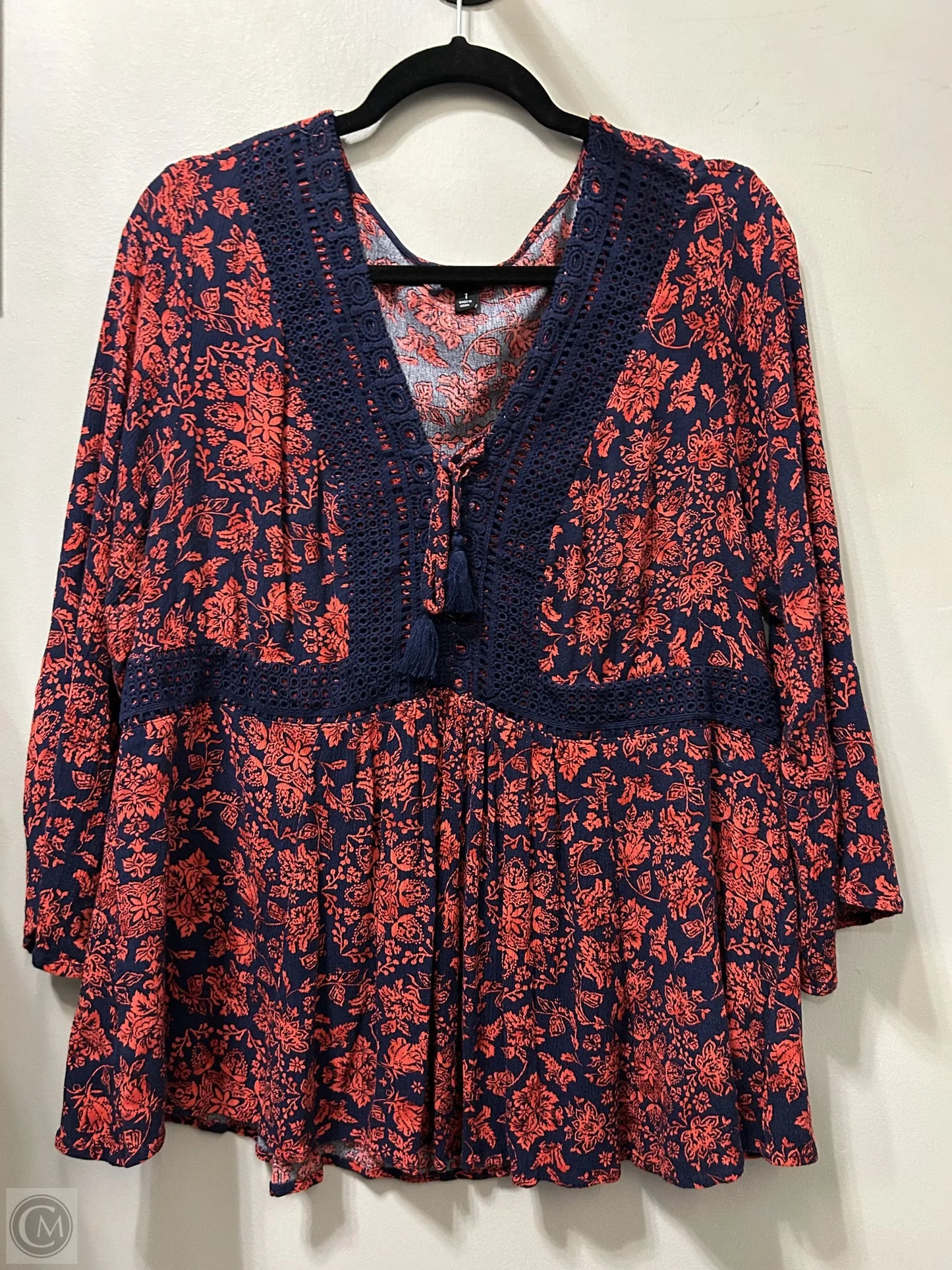 Top Long Sleeve By Torrid In Blue & Red, Size: 1x