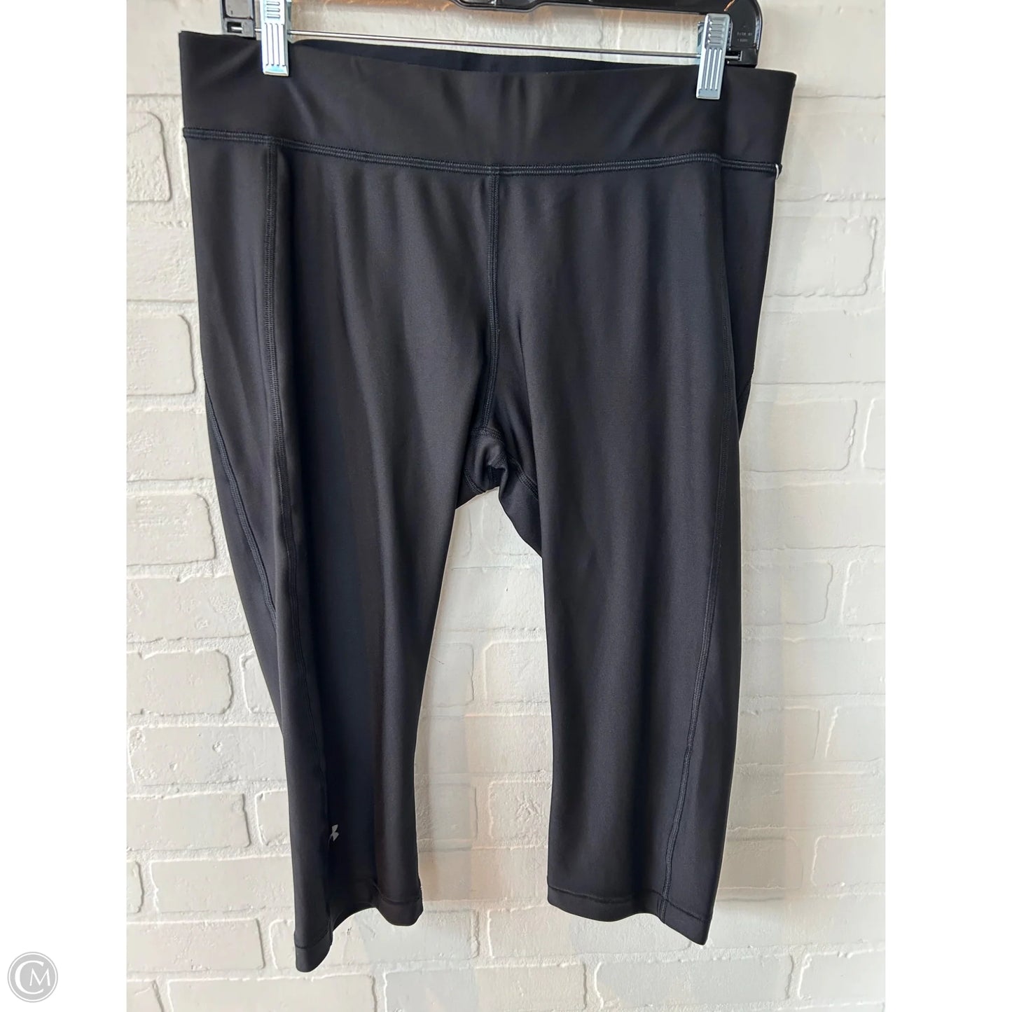 Athletic Leggings Capris By Under Armour In Black, Size: 16