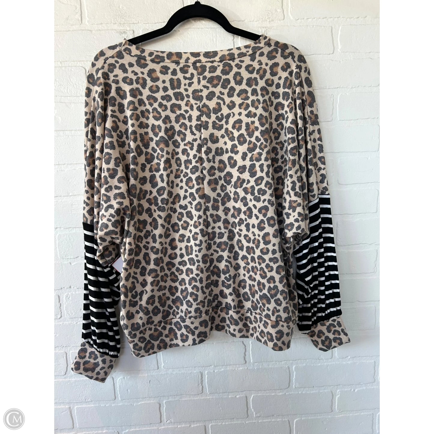 Top Long Sleeve By Sew In Love In Animal Print, Size: M