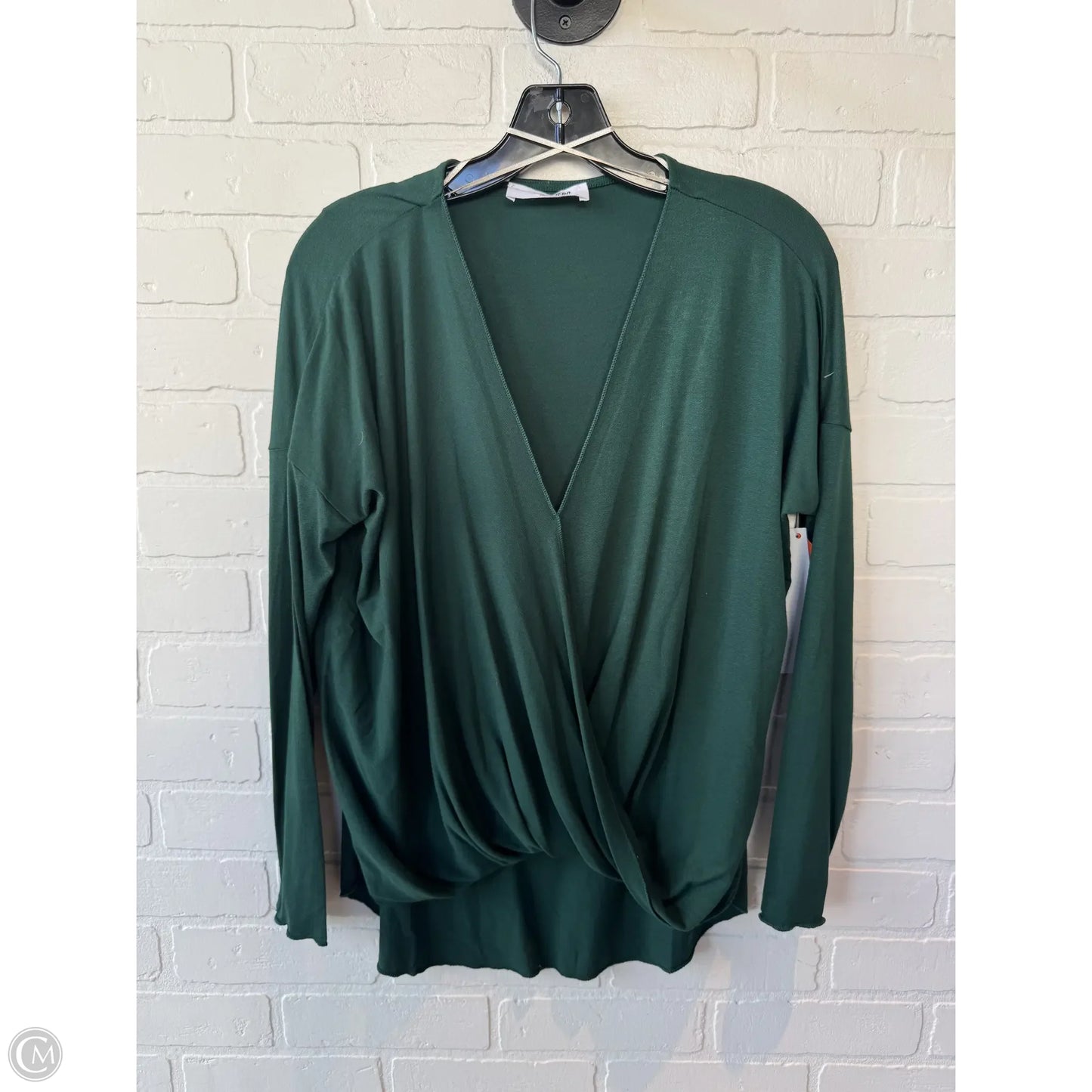 Top Long Sleeve By Double Zero In Green, Size: S