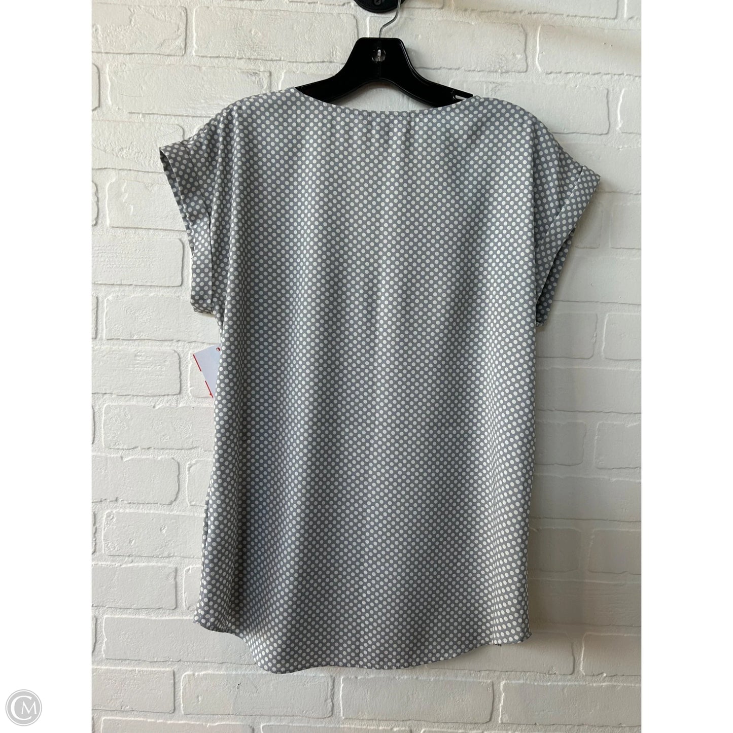 Top Short Sleeve By Express In Grey & White, Size: M