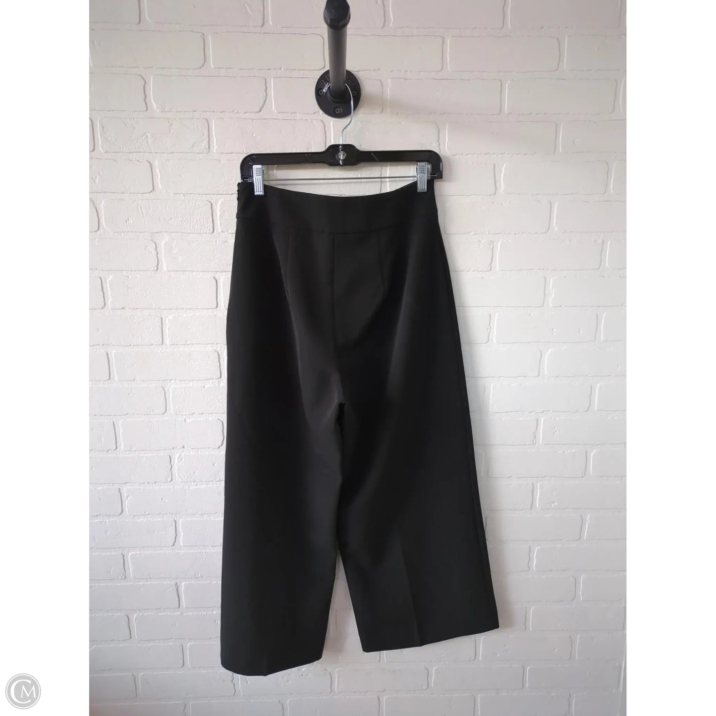 Pants Cropped By Express In Black, Size: 8