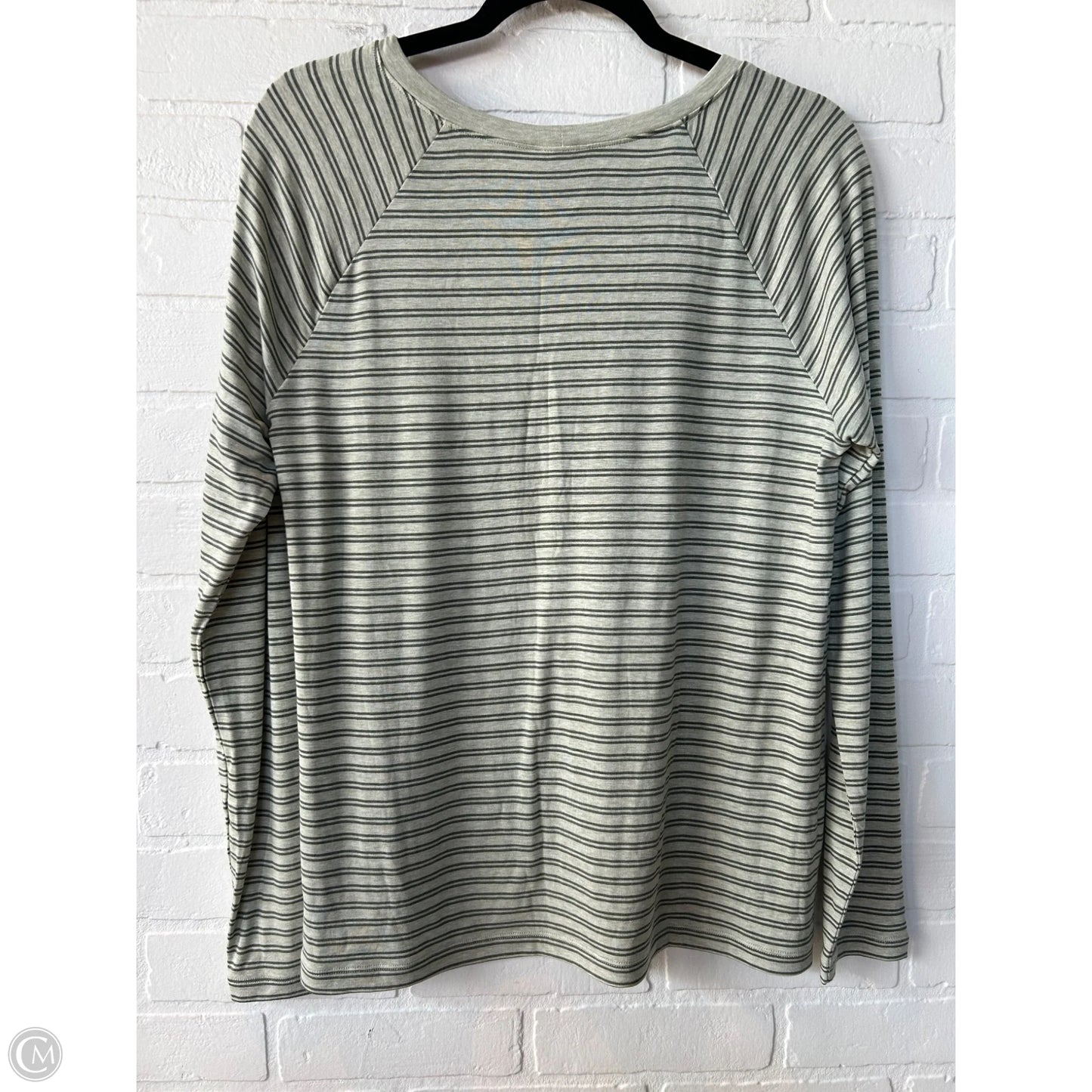 Top Long Sleeve By Cabi In Green, Size: M