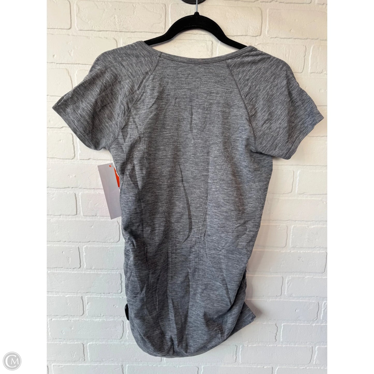 Athletic Top Short Sleeve By Athleta In Grey, Size: L