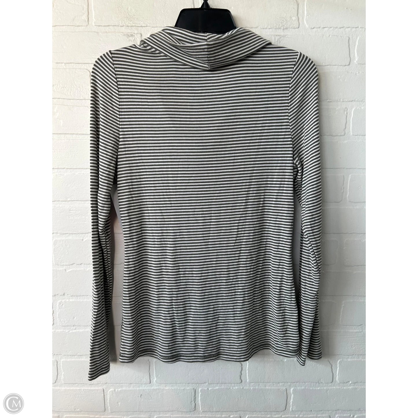 Top Long Sleeve By  puregood  In Green & White, Size: M