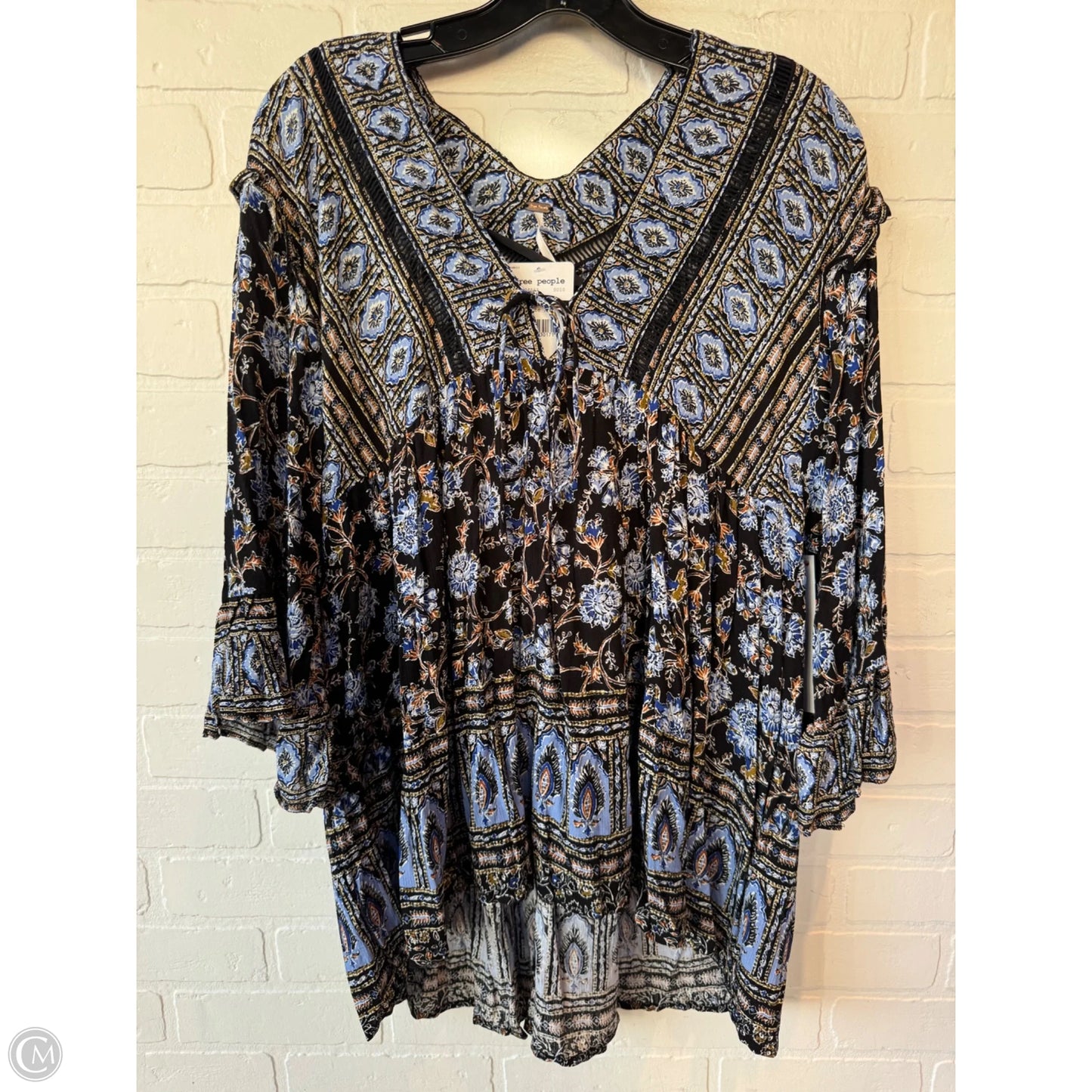 Top Long Sleeve By Free People In Black & Blue, Size: Xs