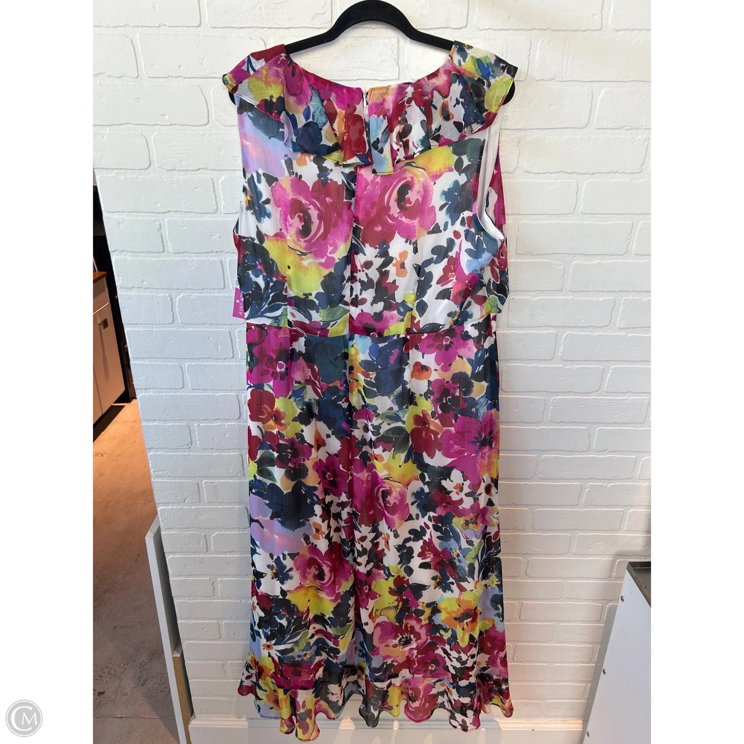 Dress Party Long By Maggy London In Pink & White, Size: Xl
