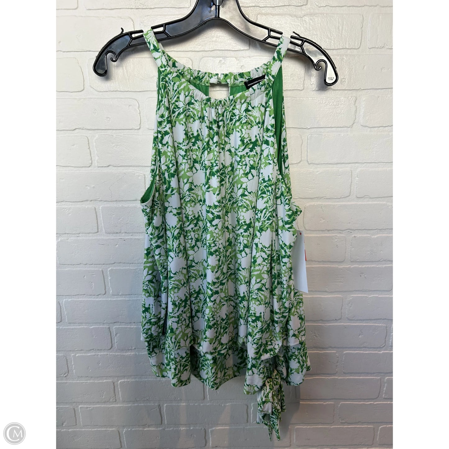 Top Sleeveless By Inc In Green & White, Size: 1x