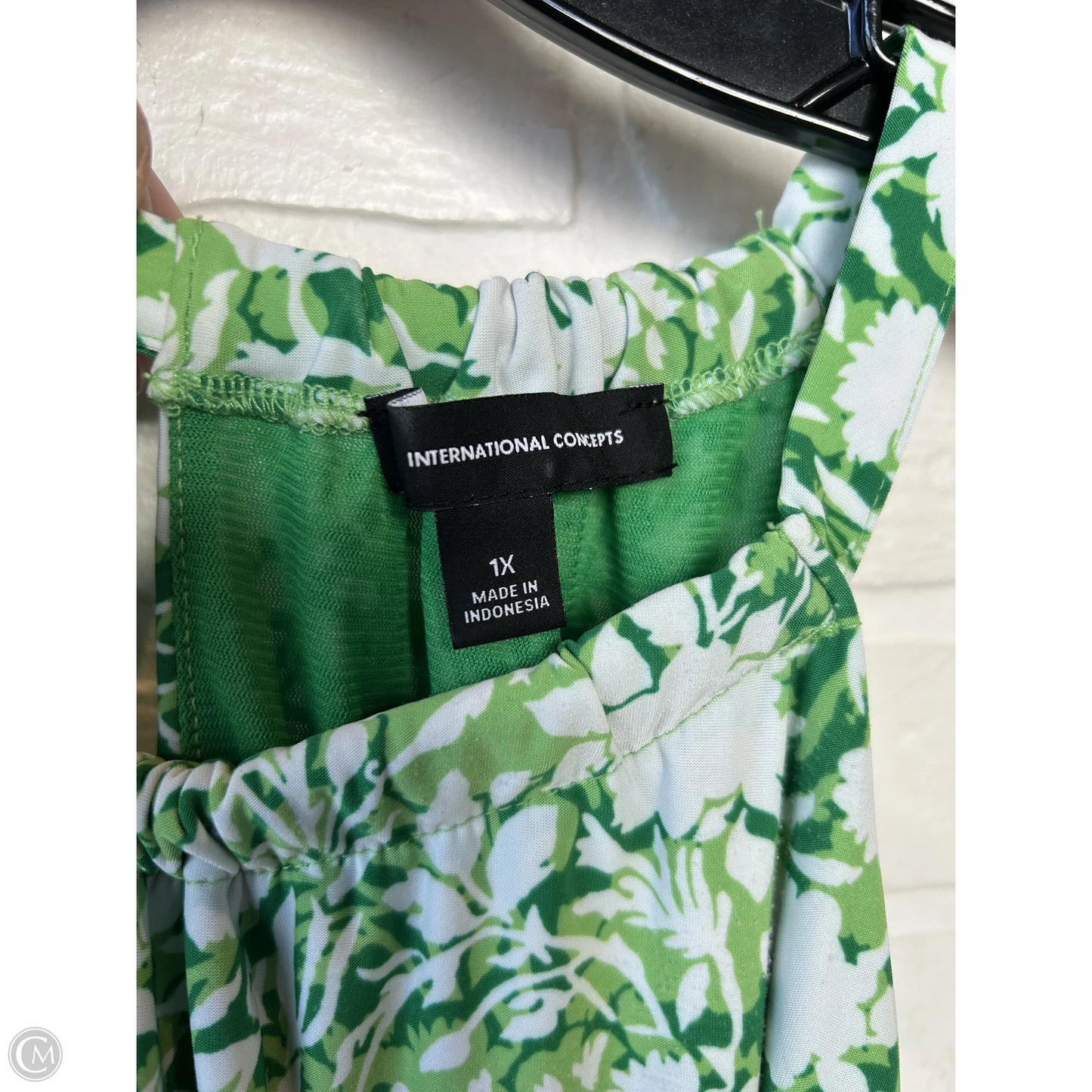 Top Sleeveless By Inc In Green & White, Size: 1x