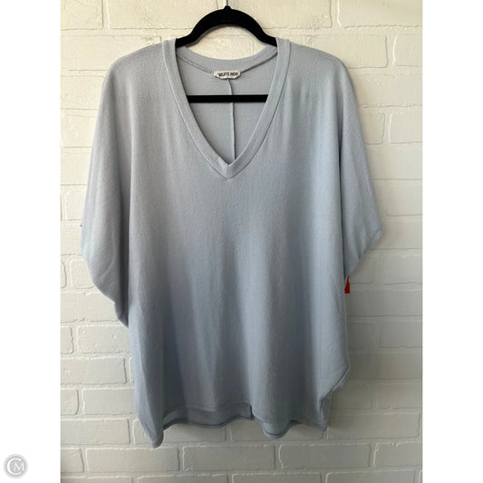 Top Short Sleeve Basic By Clothes Mentor In Blue, Size: L