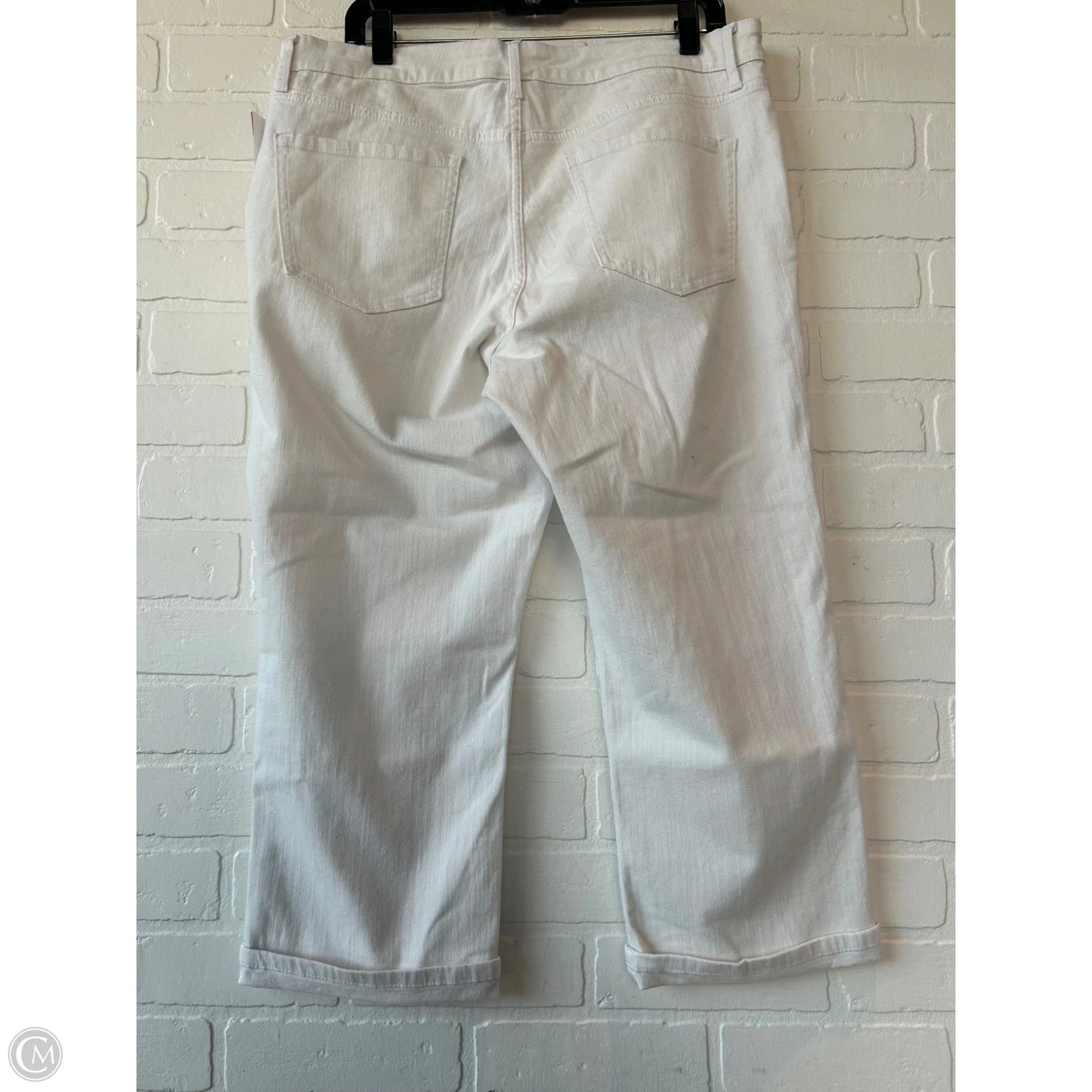 Capris By Nine West In White Denim, Size: 14