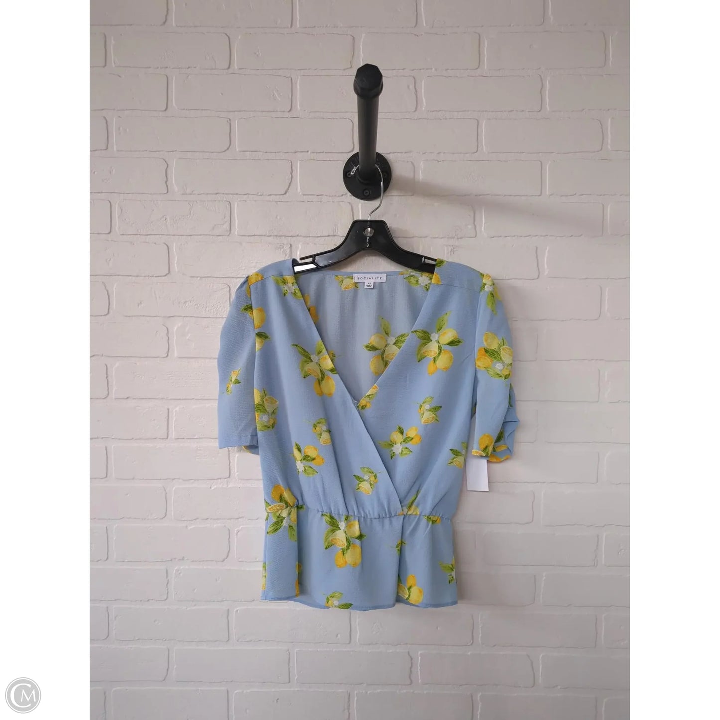 Top Short Sleeve By Socialite In Blue & Yellow, Size: Xs