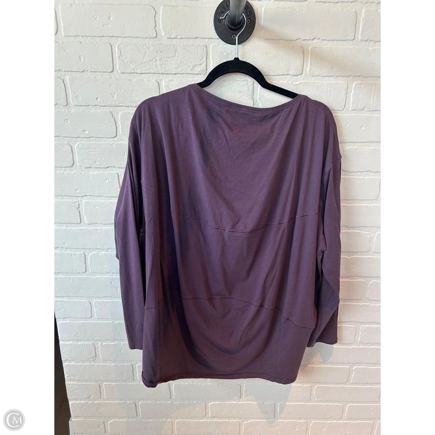 Athletic Top Long Sleeve Crewneck By Lululemon In Purple, Size: L