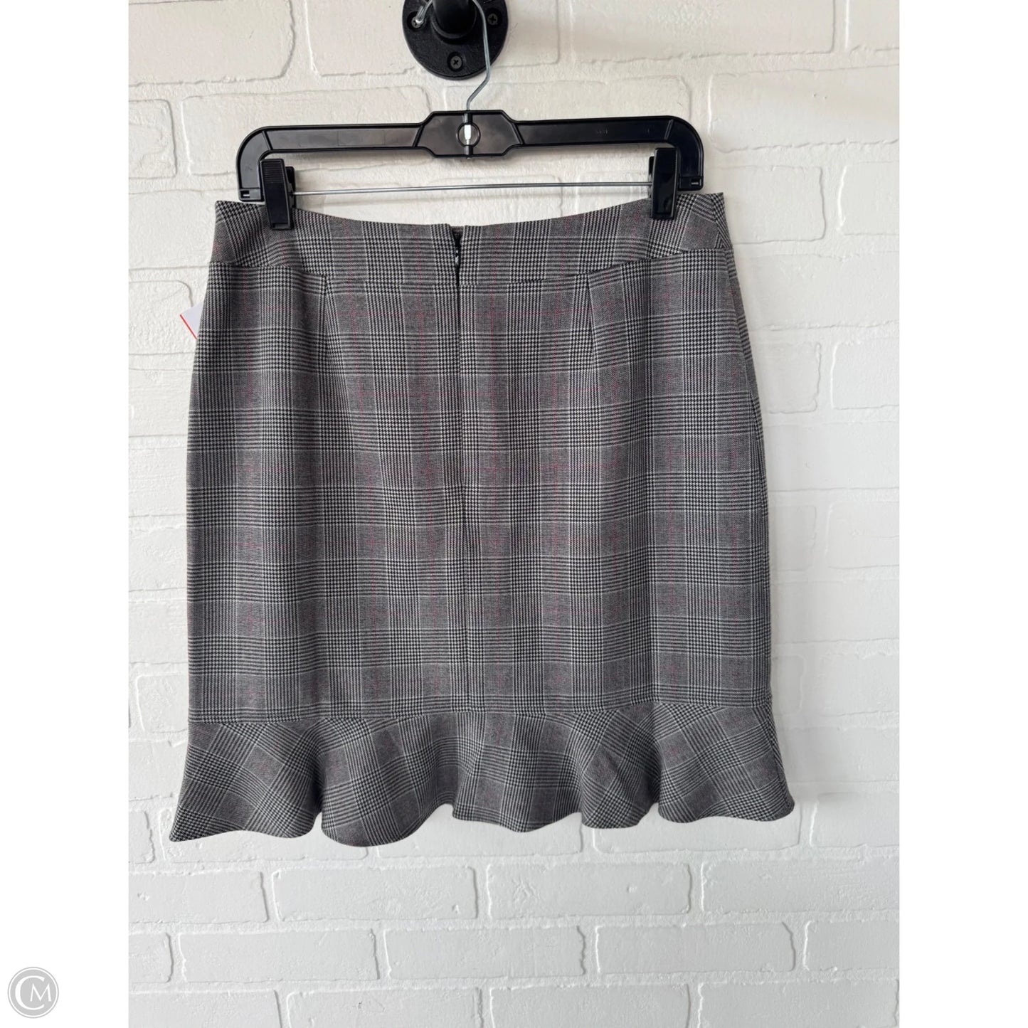 Skirt Mini & Short By Tahari By Arthur Levine In Grey, Size: 6p
