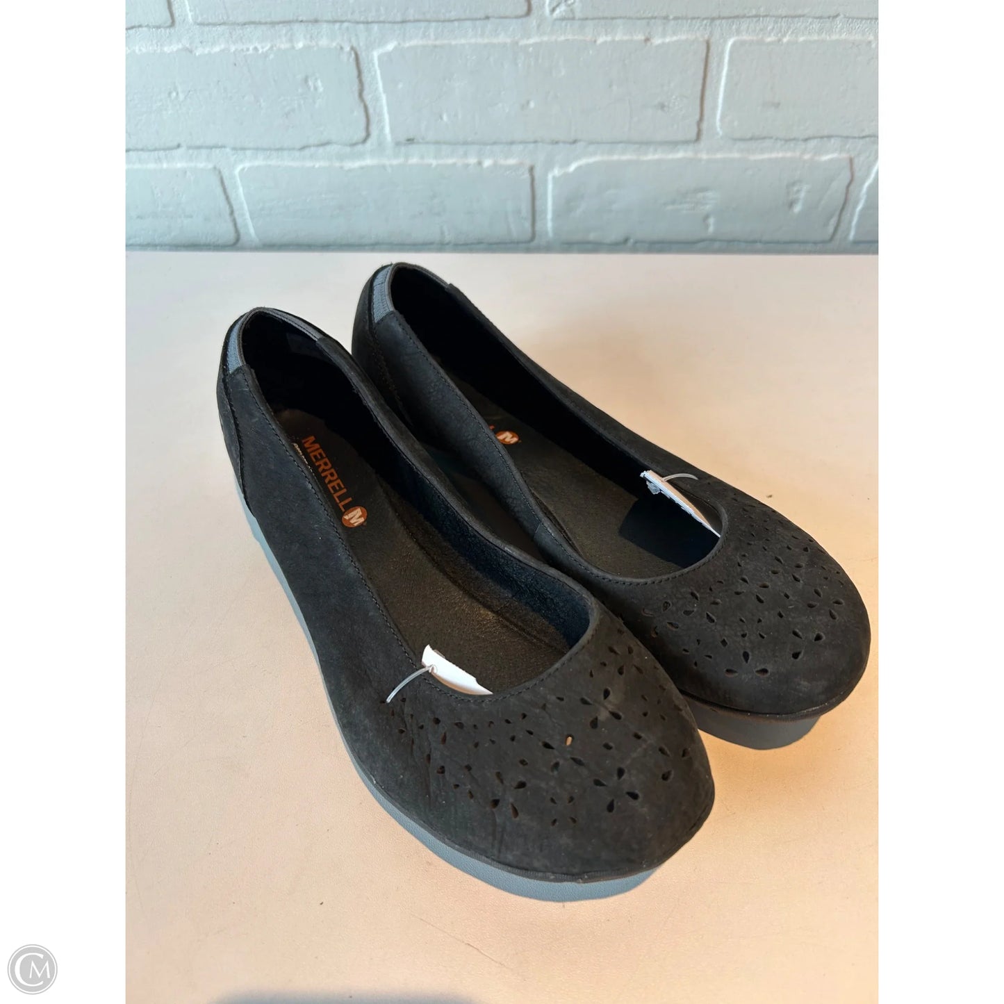 Shoes Flats By Merrell In Black, Size: 8.5