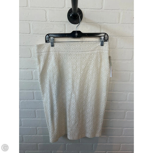 Skirt Midi By Clothes Mentor In Cream, Size: 12