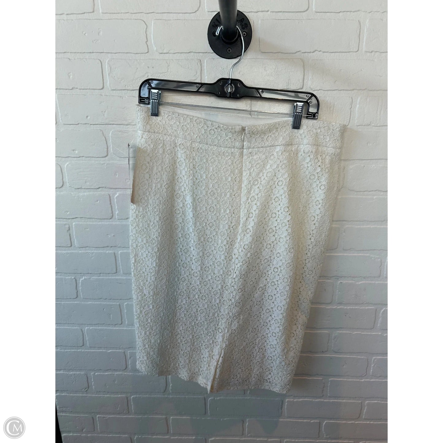 Skirt Midi By Clothes Mentor In Cream, Size: 12