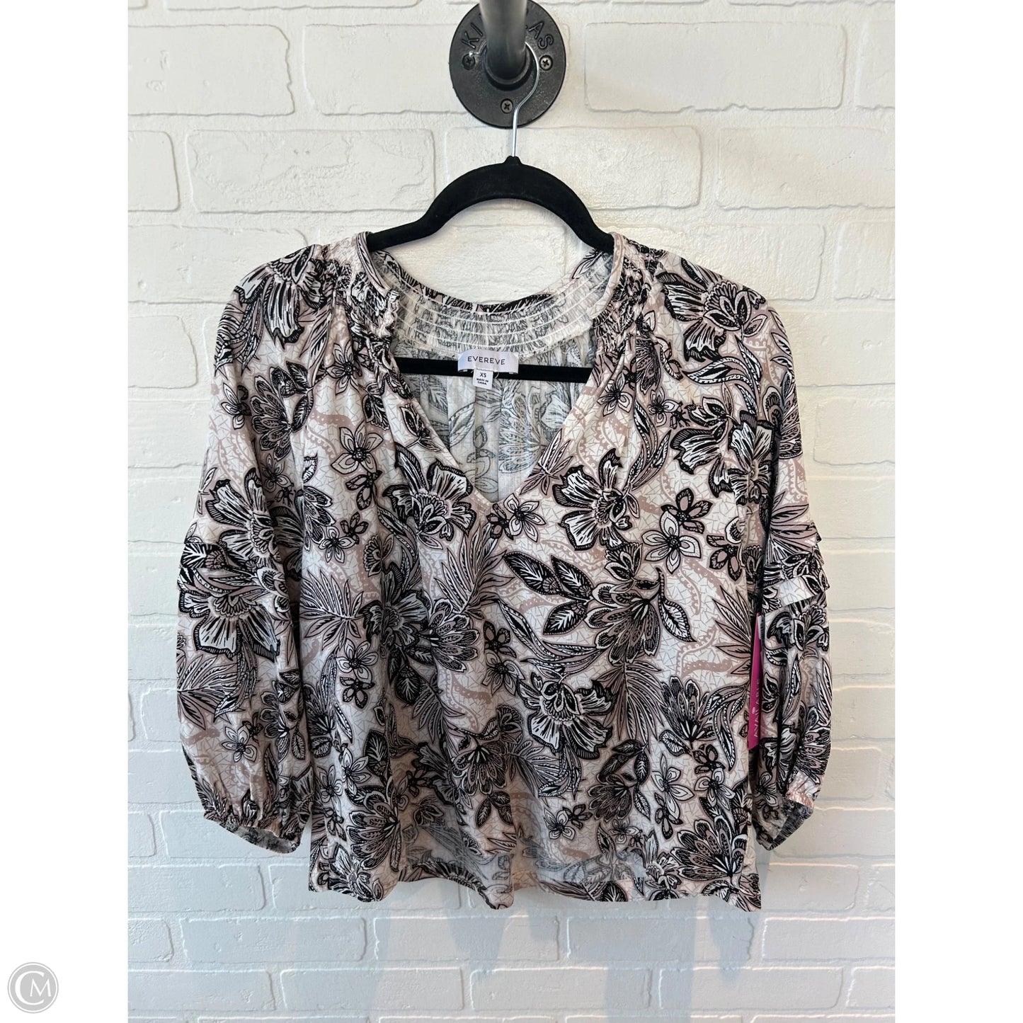 Top 3/4 Sleeve By Evereve In Black & Brown, Size: Xs