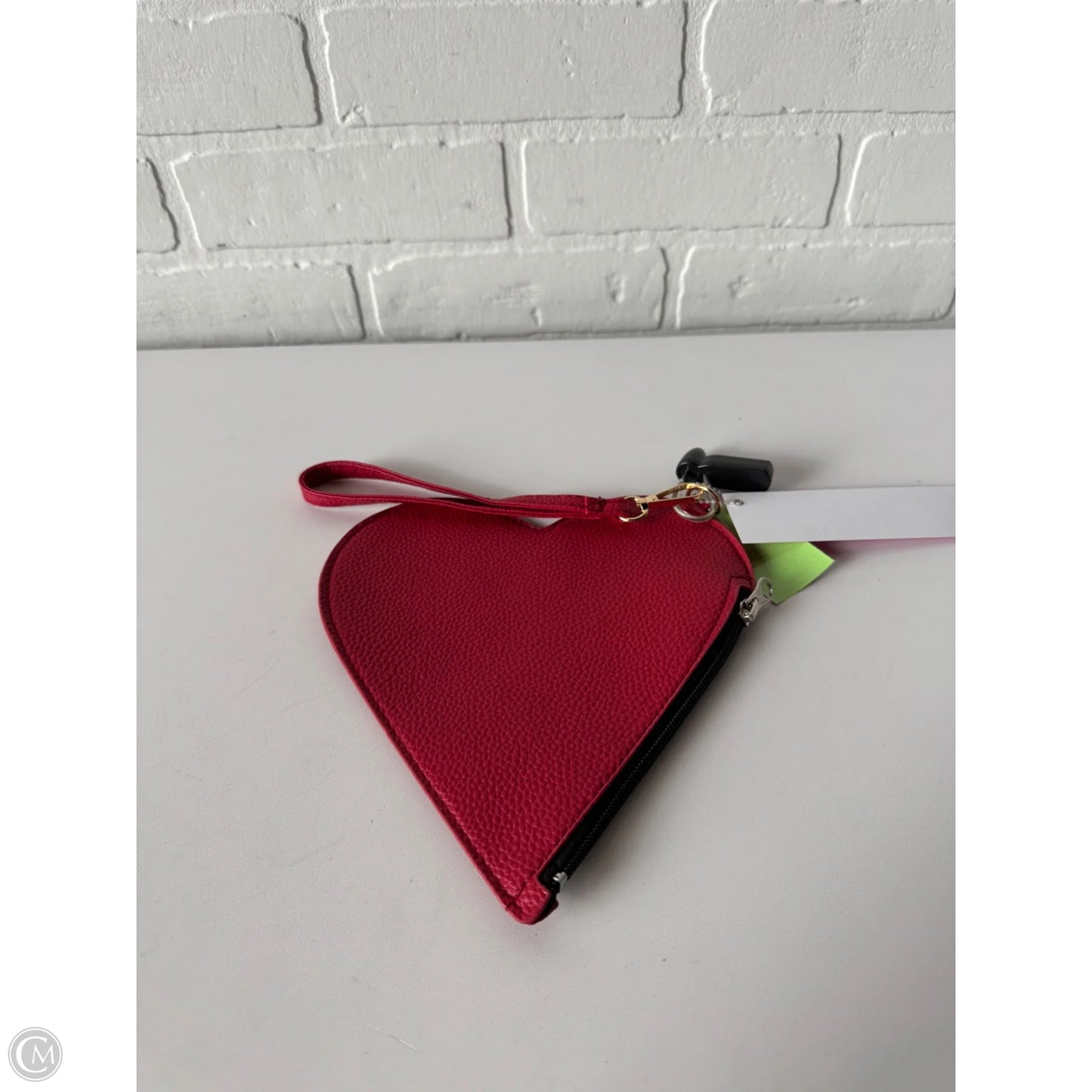 Wristlet By Clothes Mentor, Size: Small