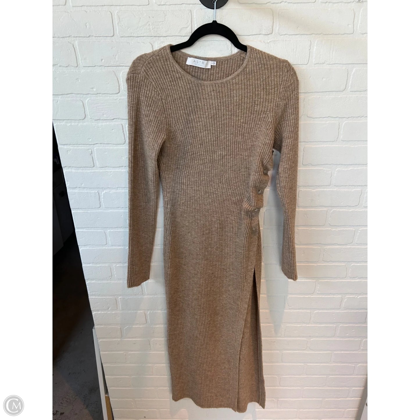 Dress Sweater By Astr The Label In Tan, Size: L
