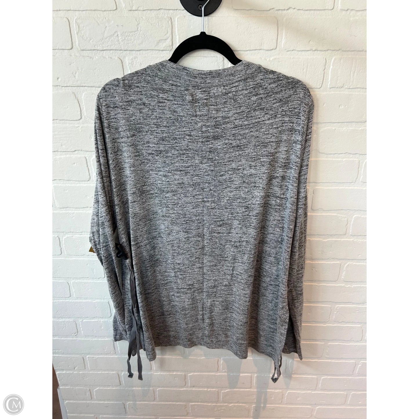 Top Long Sleeve Designer By Ugg In Grey, Size: Xl