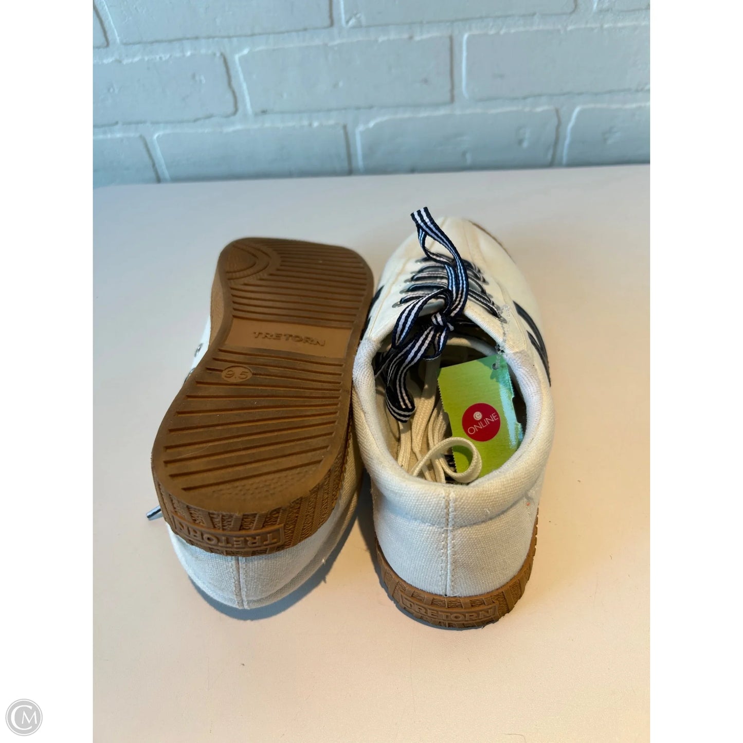 Shoes Sneakers By treton In Blue & Cream, Size: 9.5