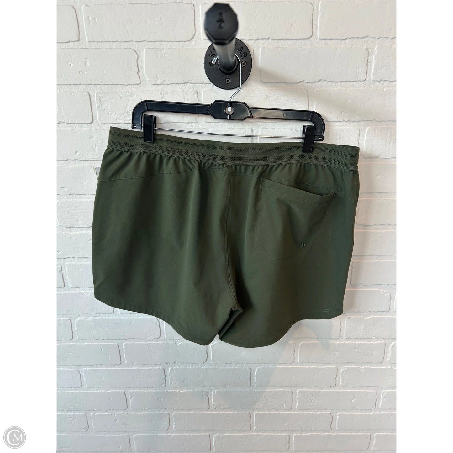 Shorts By Mountain Hardwear In Green, Size: 16