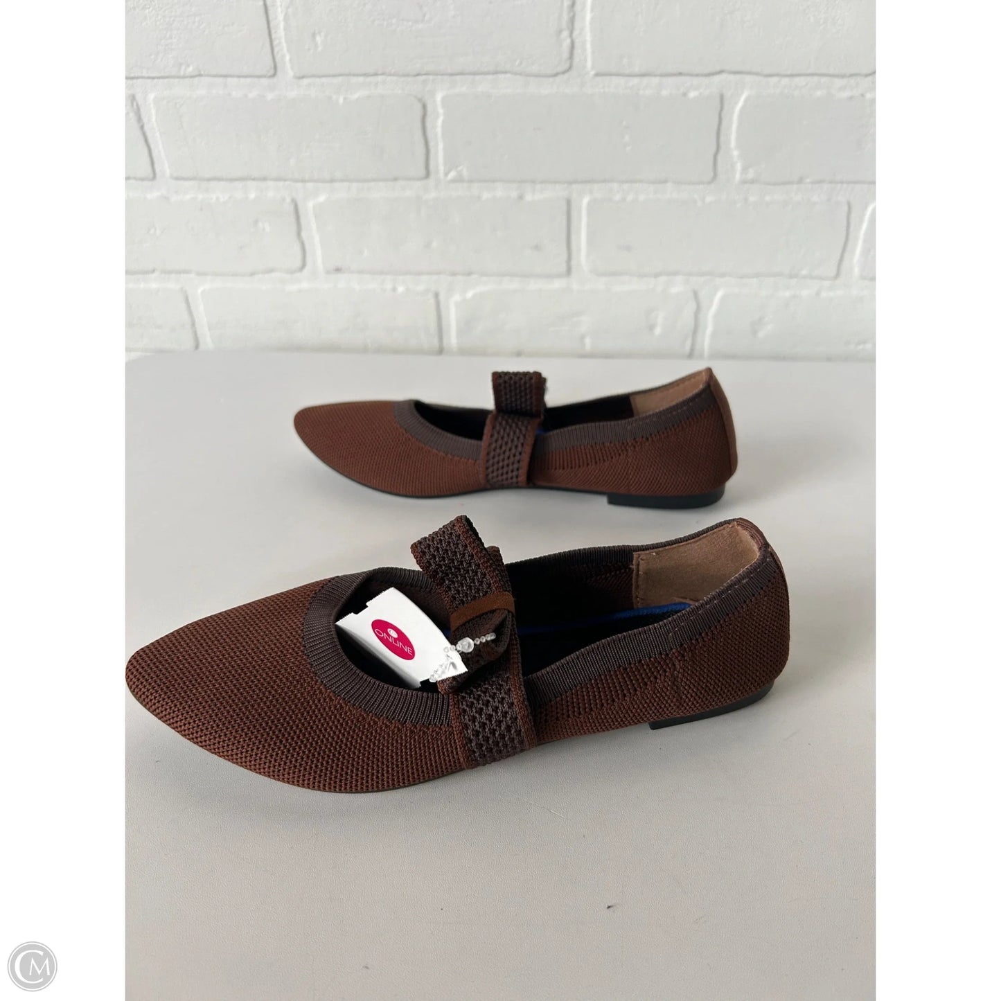Shoes Flats By Clothes Mentor In Brown, Size: 5.5